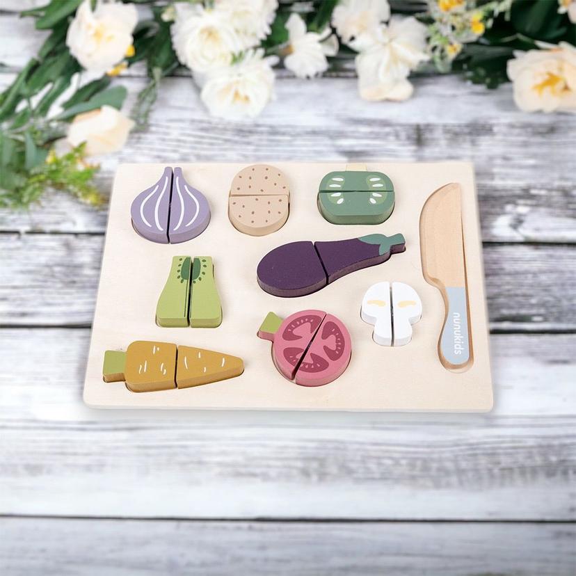 Wooden_Role_Play_Toy_Food_Cutting_Kitchen_Pretend_Play_Set_nunukids-food-cutting-board-2