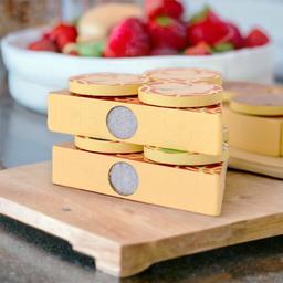 Wooden_Pizza_Set_Pretend_Play_Kitchen_Set._Wooden_Food_Toy_wooden-pizza-4_d8422646-007e-419f-970f-3f6951d8c11a