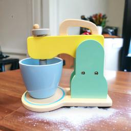 Wooden_Mickey_Mixer_Set._Pretend_Play_Set._Kitchen_Food_Toy._wooden-mickey-toy-mixer-5