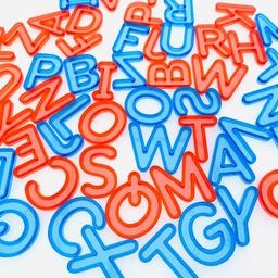 Translucent_see_through_letters_and_numbers._Early_Learning_Toy_translucent-letters-bluered