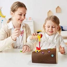Topbright_woodpecker_magnetic_worm_topbright-woodpecker-toy-7