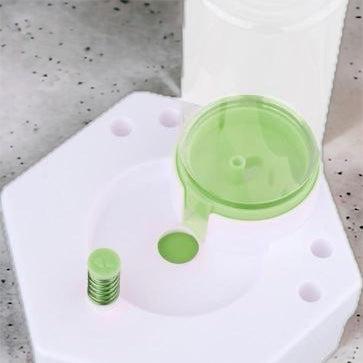Paintbrush_rinser_cleaner_with_Drain_Button,_Art_Supplies_brush-rinser-2