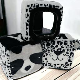 Mothercare_Black_&_White_Baby_Sensory_Cubes._Set_of_3_Cubes_mothercare-cube-1