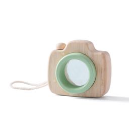 Mini_Wooden_Camera_Party_Favour_mini-wooden-camera-green