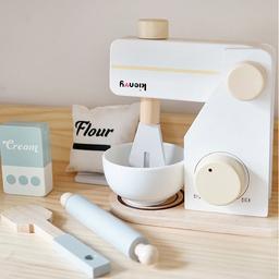 Korean_brand_Kienvy_wooden_mixer_kitchen_pretend_role_play_kienvy-wooden-mixer-1