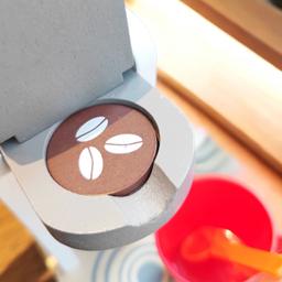 German_brand._Wooden_Coffee_Maker._Pretend_Kitchen_Play_Set_wooden-coffee-machine-2
