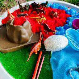 Dinosaur_Theme_Sensory_Exploration_Dino_Pretend_Play_Set_dino-theme-sensory-playset-7