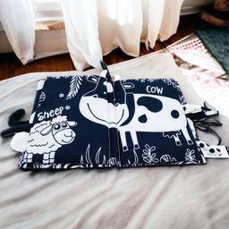 Baby_Cloth_Black_White_Red_book._Sensory_tail_series_baby-cloth-book-farm-3