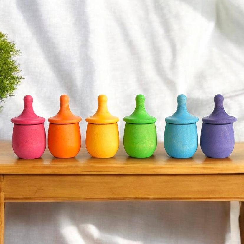 Wooden_Spinning_Top_with_Cup._Set_of_6_different_colours_wooden-spinning-toy-0