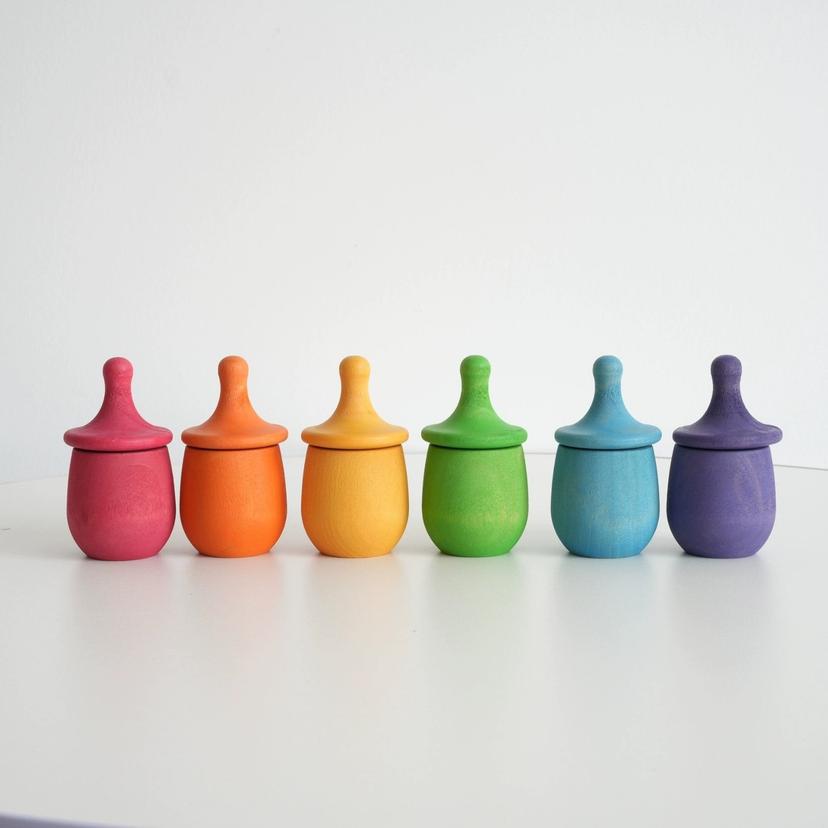 Wooden_Spinning_Top_with_Cup._Set_of_6_different_colours_wooden-colour-spinning-toy-with-cup-1