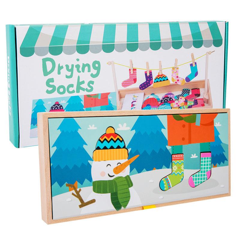 Wooden_snowman's_clothes_hanging_Sequence_&_Logic_educational_game_wooden-snow-man-clothes-hanging-game-5