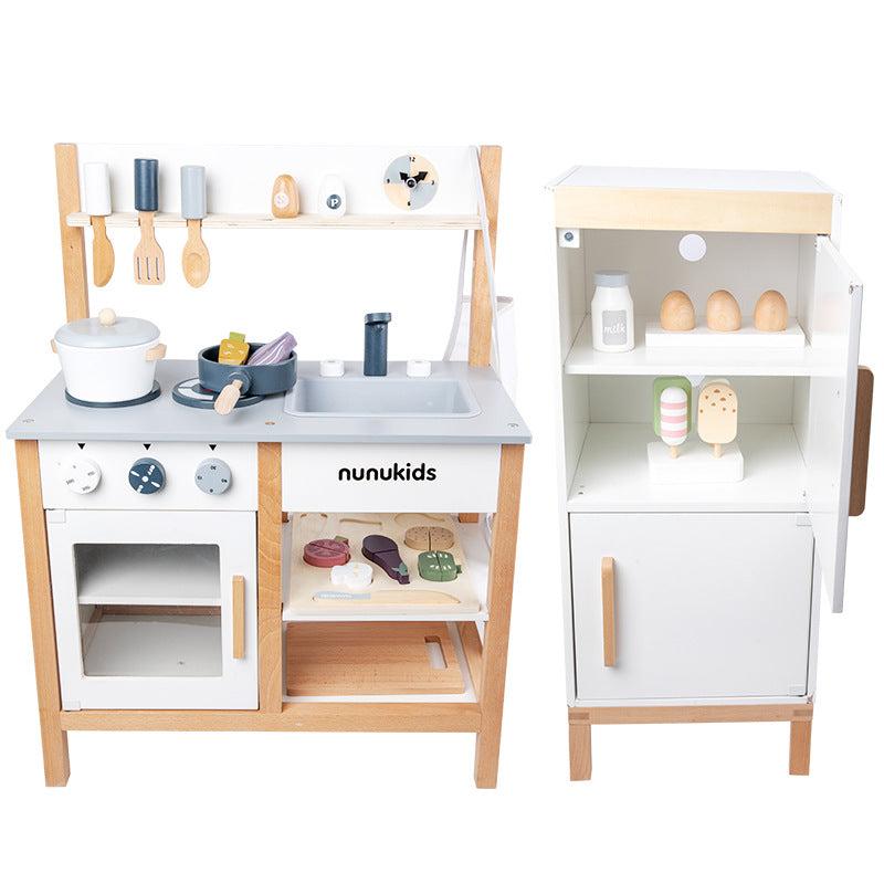 Wooden_kitchen_and_fridge_pretend_play_set._nunukids-kitchen-3