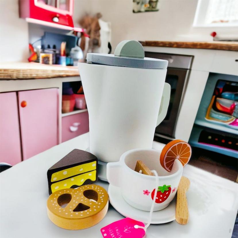 Wooden_Kettle_Tea_Pretend_Play_Set._Kitchen_Food_Toy._wooden-kettle-tea-set-2