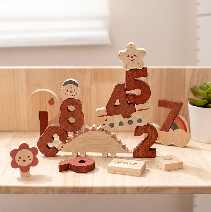 Wooden_Alphabet_Letters_Number_Blocks._Hands_on_creative_learning_wooden-alphabet-number-blocks-15