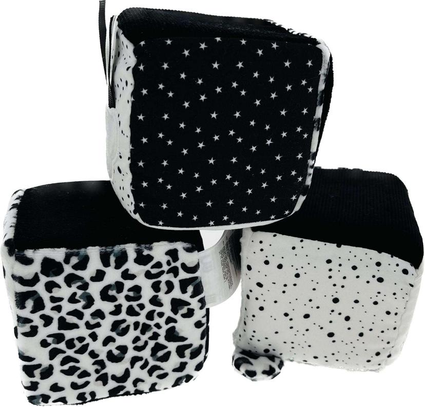 Mothercare_Black_&_White_Baby_Sensory_Cubes._Set_of_3_Cubes_IMG-0464-_6