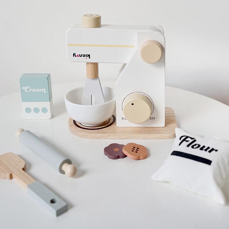 Korean_brand_Kienvy_wooden_mixer_kitchen_pretend_role_play_kienvy-wooden-mixer-0