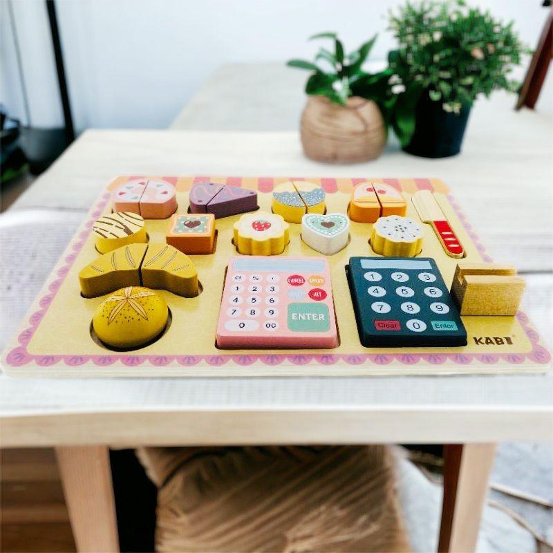 Kabi_Wooden_Role_Play_Toy_Bake_Food_Cutting_Tray_Pretend_Play_Set._Wooden_Kitchen_Food_Toy._kabi-bake-food-cutting-3