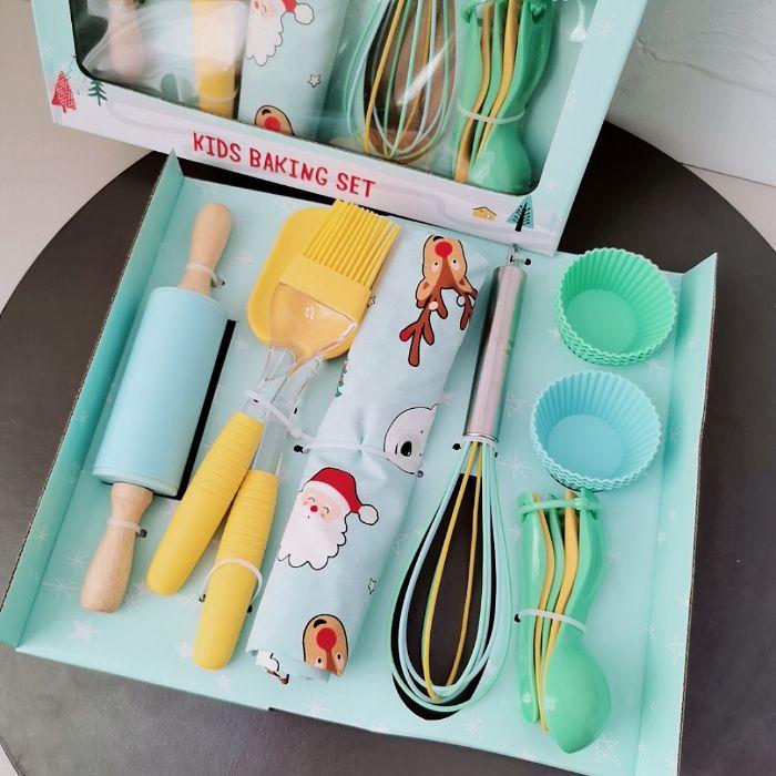 Children_Size_Baking_Set._Real_Baking_Tool._Not_a_Toy_baking-kit-6