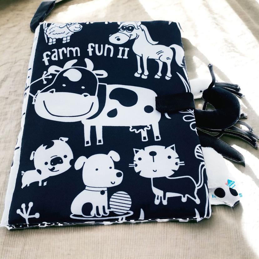 Baby_Cloth_Black_White_Red_book._Sensory_tail_series_baby-cloth-book-farm